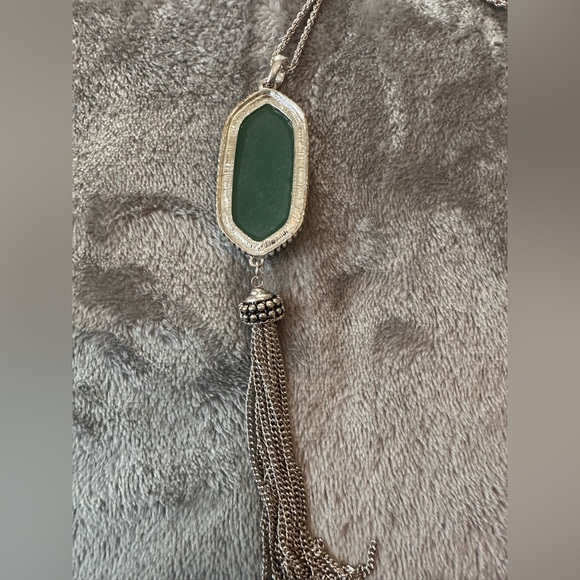 Elegant Silver Tone and Aqua Green Pendant Long Necklace GUC - Picture 7 of 7